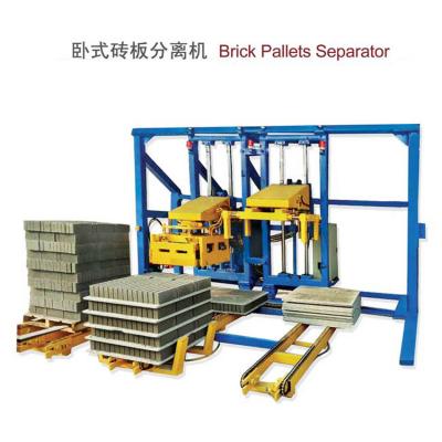 Horizontal block pallet separator machine