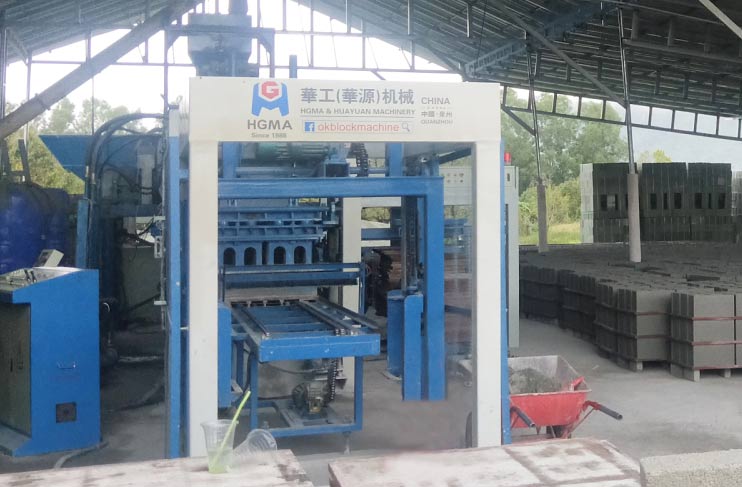 How to prolong the service life of simple cement brick making machine